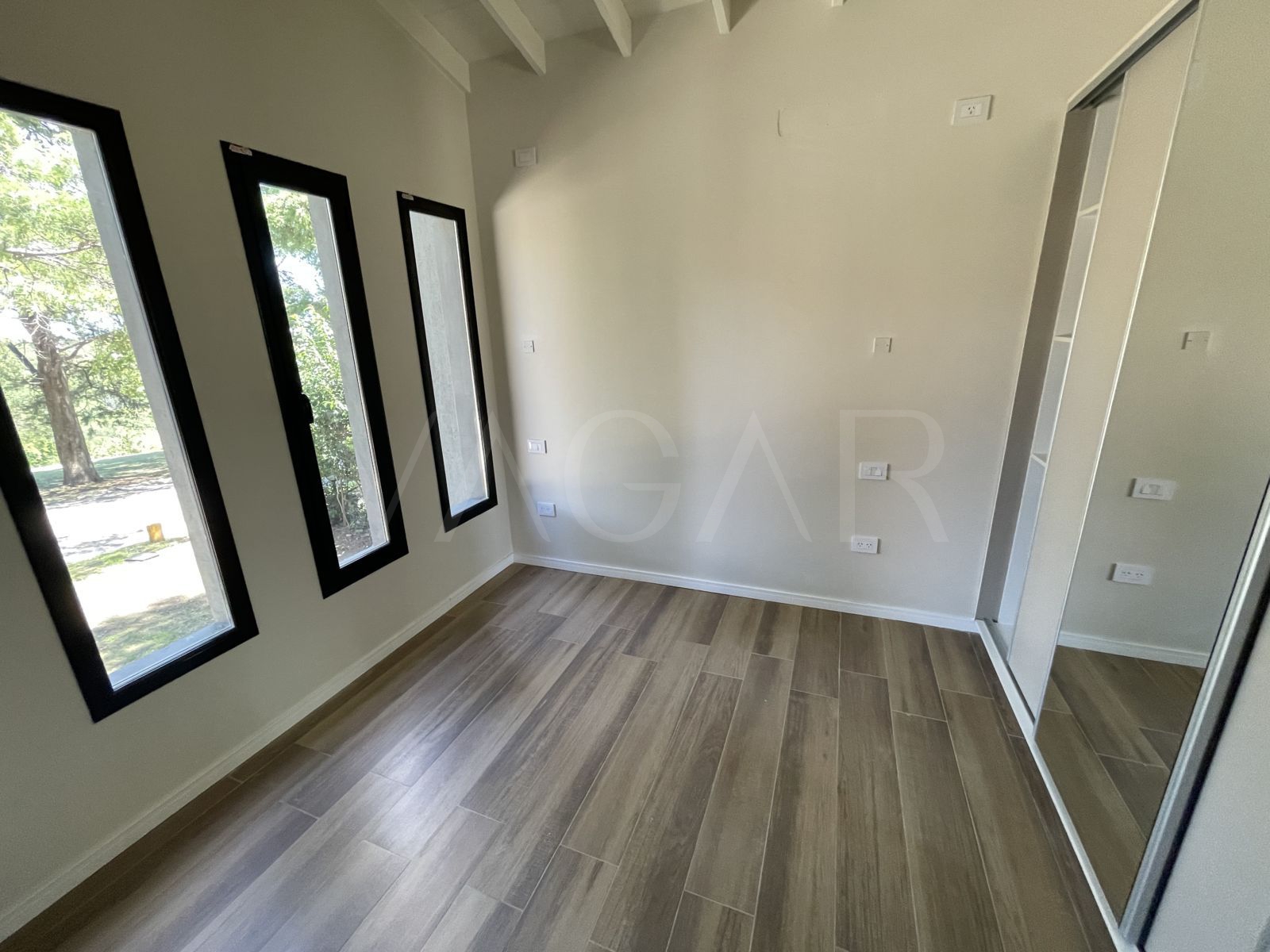 IMG_9258.JPG(FILEminimizer)